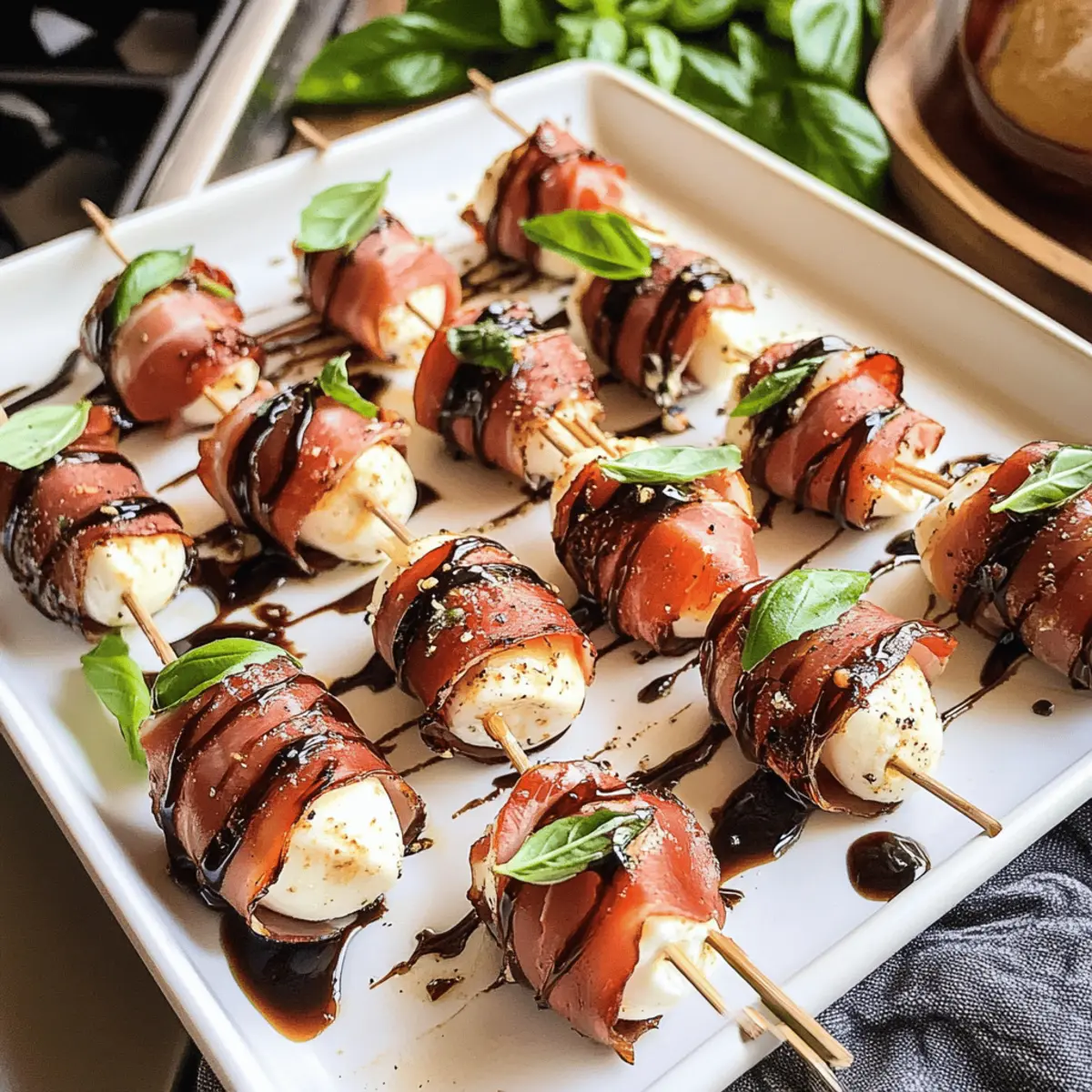 Prosciutto umwickelte Mozzarella Bissen für Partys