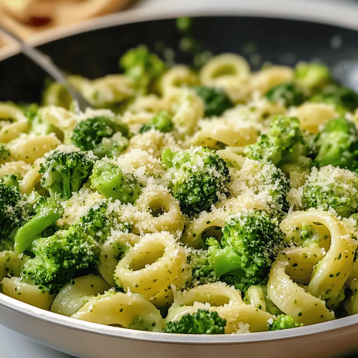 Licht und gesund Brokkoli Pasta für jeden Tag
